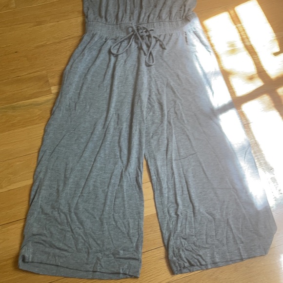 Jac Parker Mixology Stretchy Soft Gray Jumpsuit - Picture 3 of 4